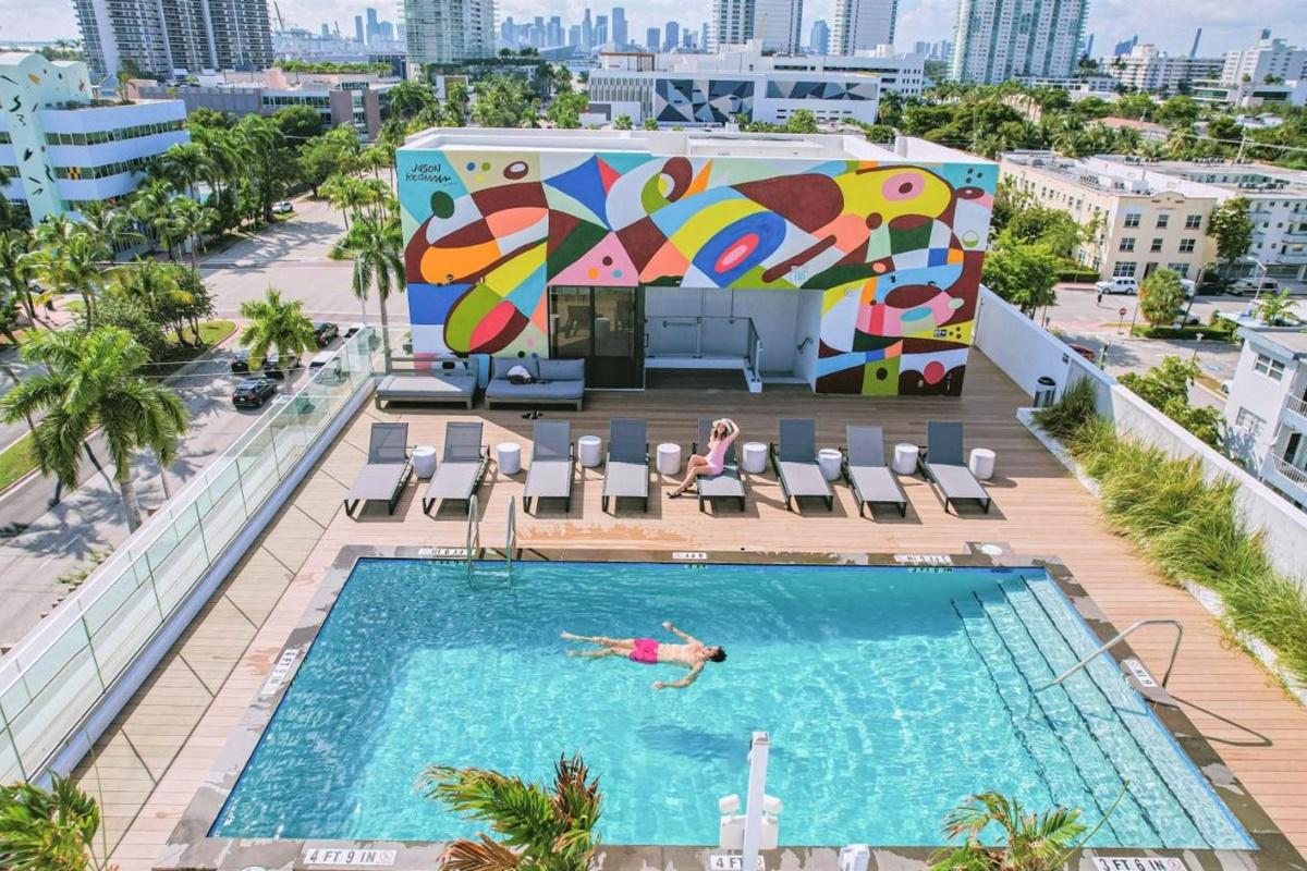 Urbanica Fifth Hotel Miami Beach Exterior foto